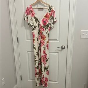 Floral V-Neck Maxi Dress